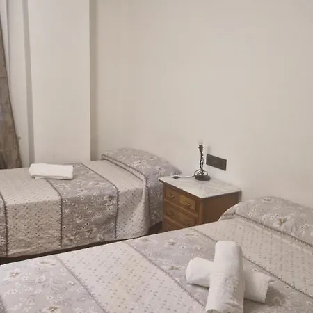 Puerta Zamora, Centro, Wifi Con Salon Y 2 Dormitorios, Parking Appartamento *