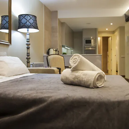 Puerta Zamora, Centro, Wifi Con Salon Y 2 Dormitorios, Parking Lägenhet