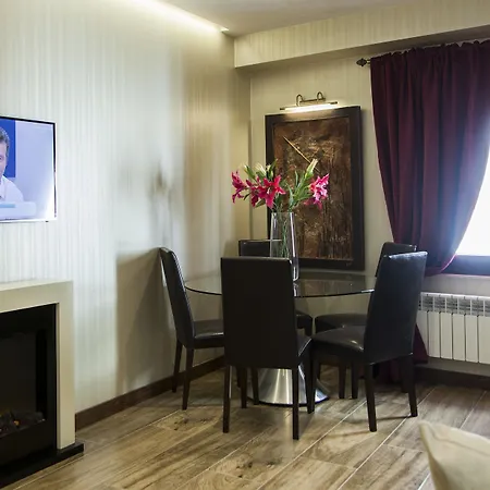 Puerta Zamora, Centro, Wifi Con Salón Y 2 Dormitorios, Parking * Salamanca