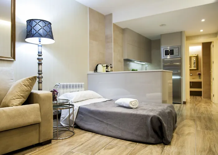 Puerta Zamora, Centro, Wifi Con Salon Y 2 Dormitorios, Parking * 살라망카